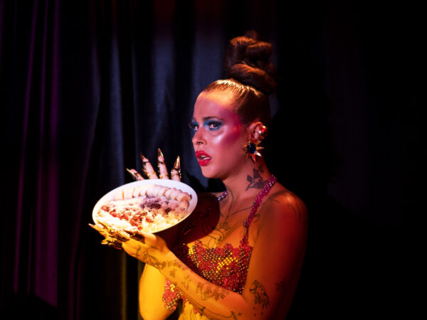 #PRECÁRIAS [performance festival]